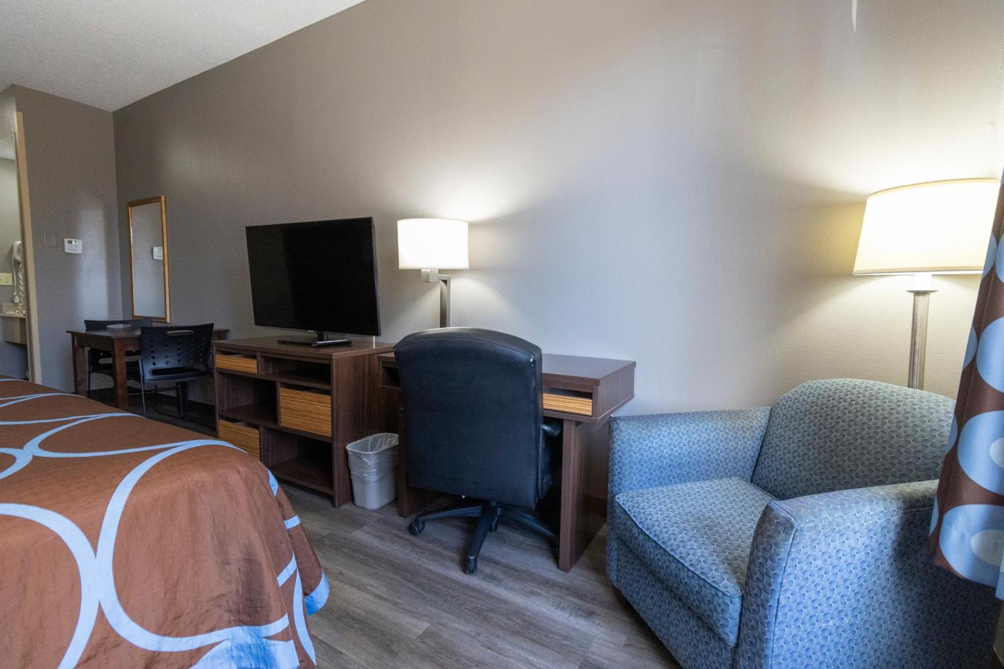 Hotel Super 8 By Wyndham Smithfield-Selma Extérieur photo