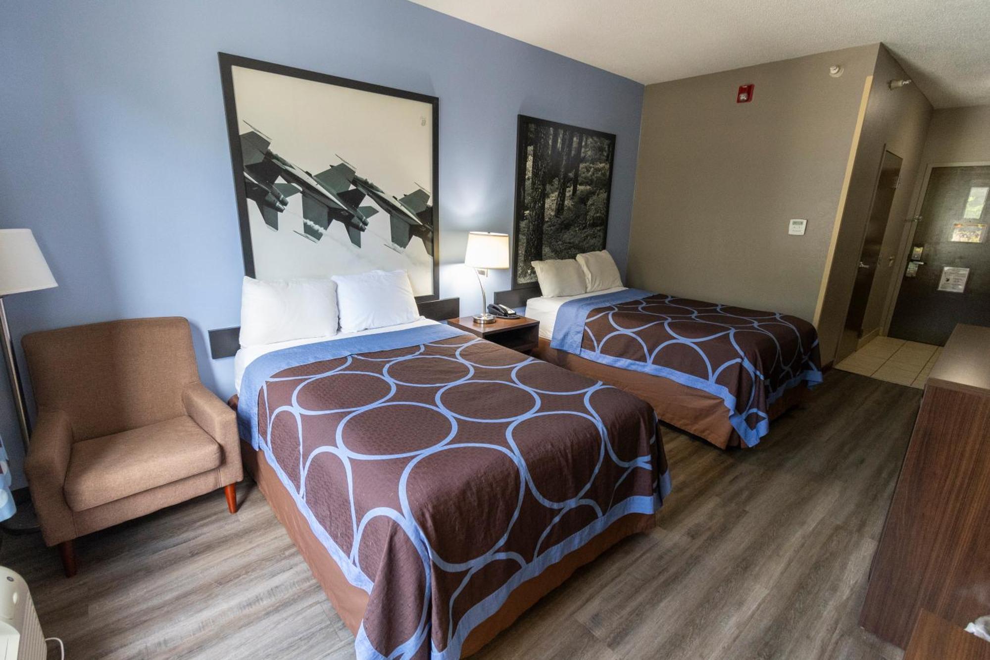 Hotel Super 8 By Wyndham Smithfield-Selma Extérieur photo