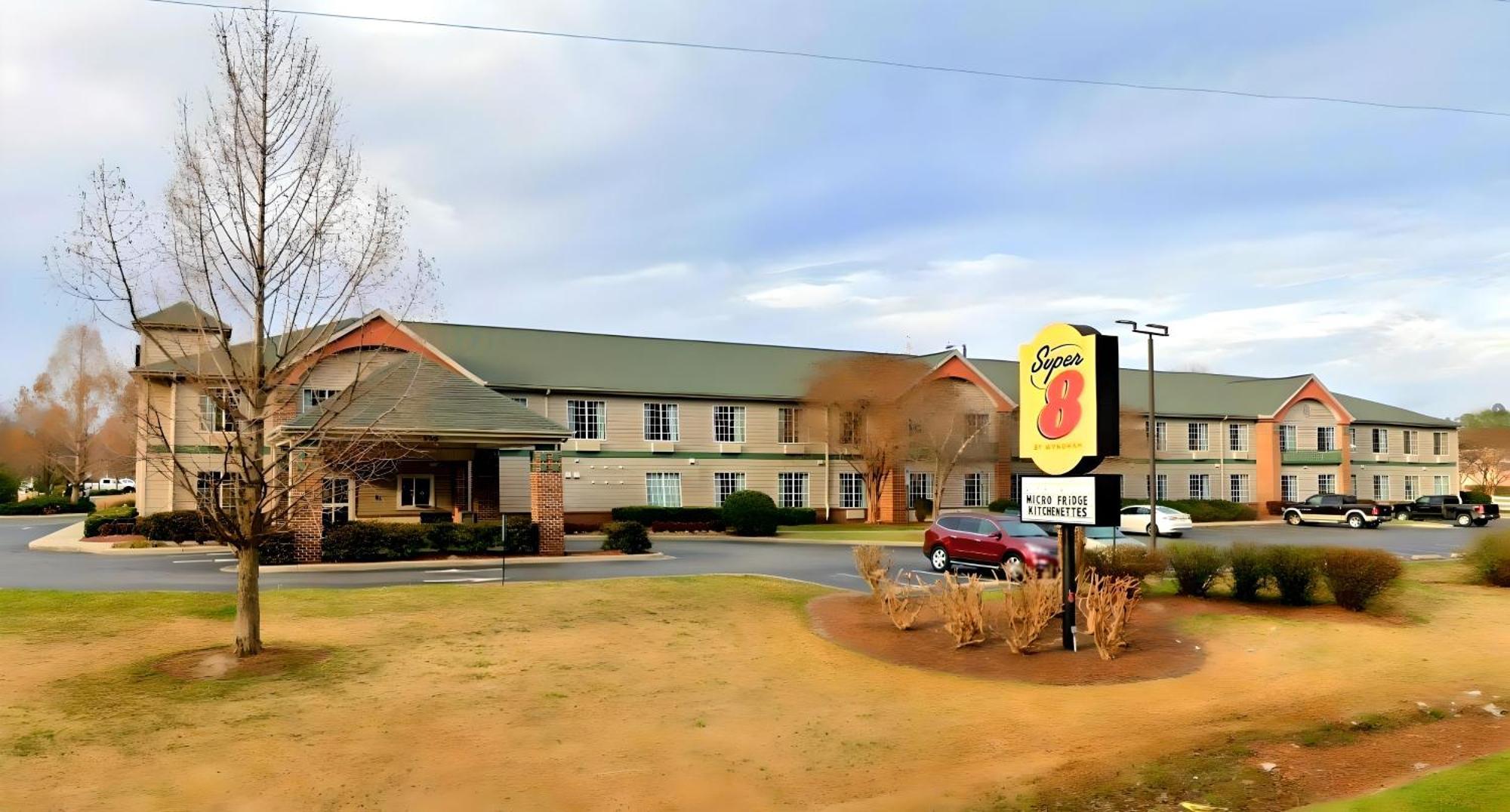 Hotel Super 8 By Wyndham Smithfield-Selma Extérieur photo